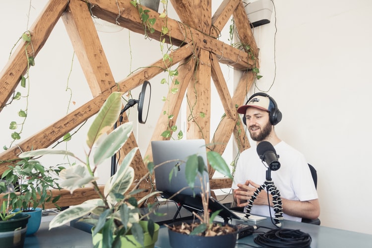 solo_podcasting01.jpg